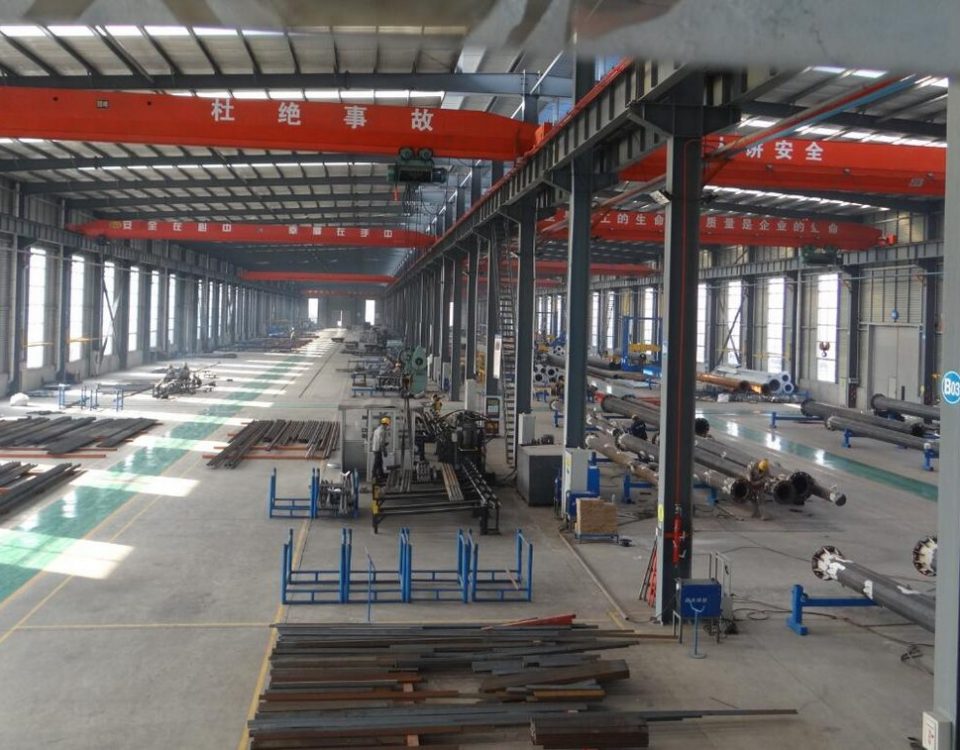 galvanized Electric power 220kv transmission line Angle Tower Manufacturing Workshop
