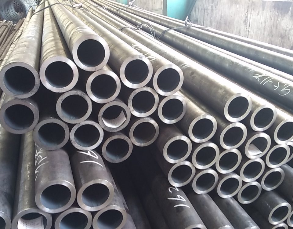 carbon steel seamless tube and pipes a53 a106,q235b ,درجه و جنس فولاد