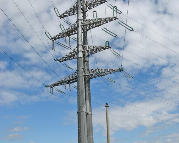 Gegalvaniseerde-elektriese-Power-Steel-Pole