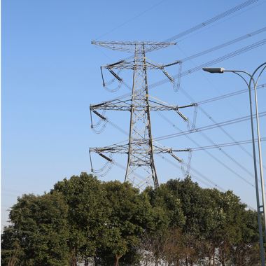 Elektrische Energie Winkel-Stahlturm