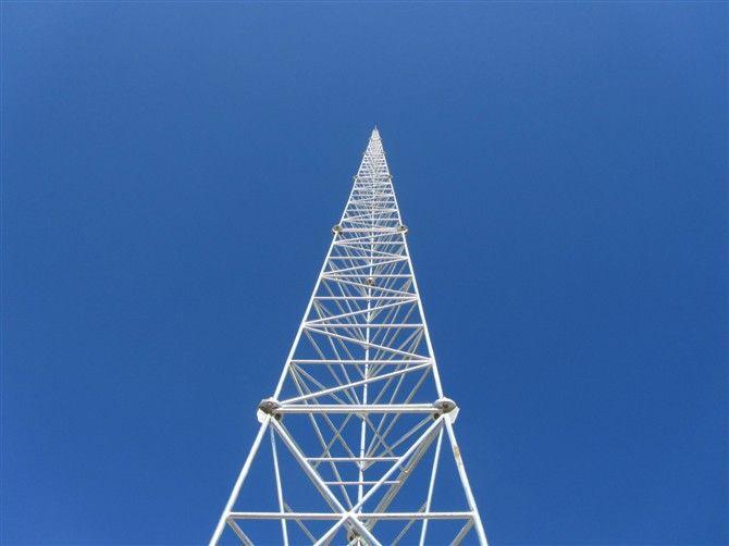 torre de proteção contra raios